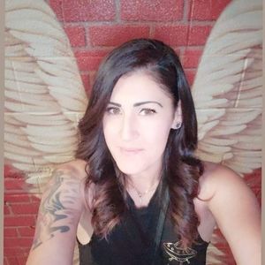 Meet your Posher, Ileana